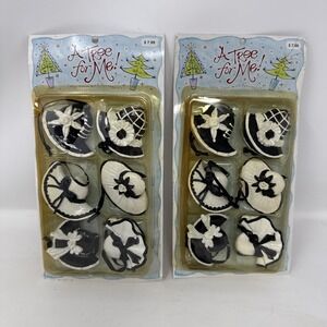 2 Pk Vintage 2005 Hobby Lobby "A Tree for Me" Christmas Ornaments 12 Fancy Hats